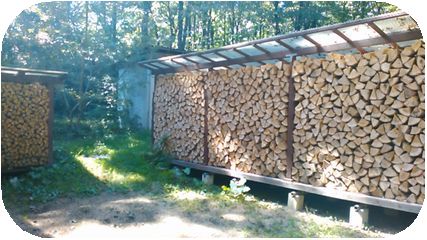 薪小屋の日当り